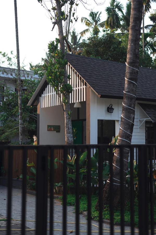 The Little Acres Cherai Vypin ภายนอก รูปภาพ