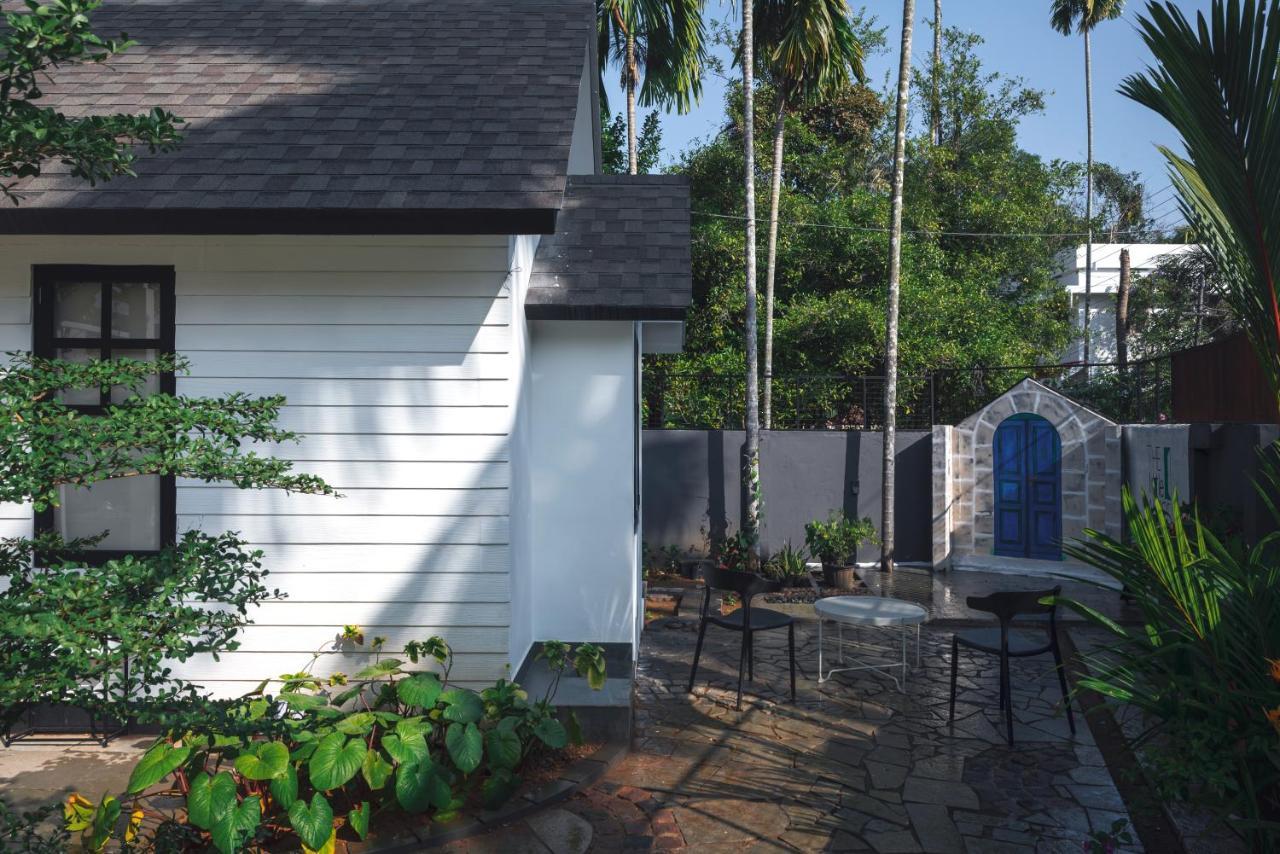 The Little Acres Cherai Vypin ภายนอก รูปภาพ