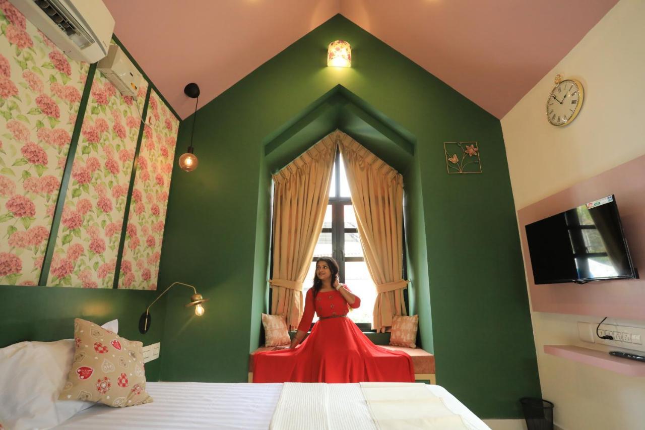 The Little Acres Cherai Vypin ภายนอก รูปภาพ